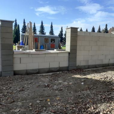 Rekonstrukce hřbitovní zdi v obci Obrataň